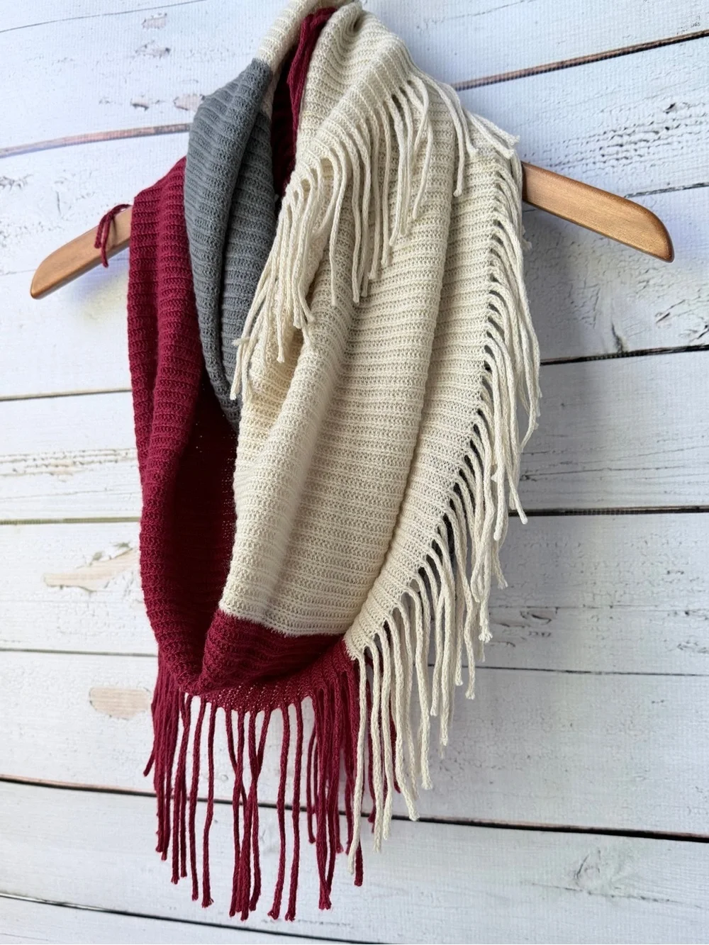 Cozy Two-Tone Fringe Throw Blanket — Red, Gray & Cream